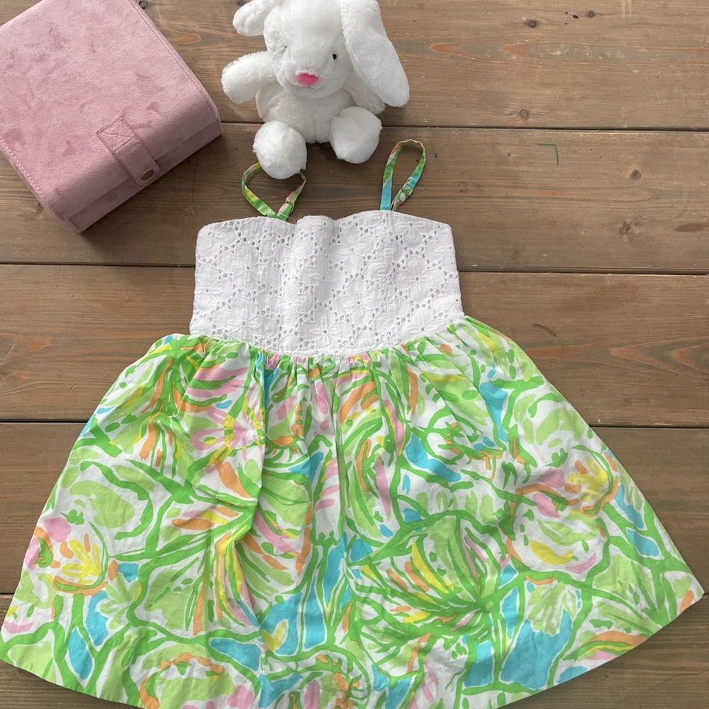 EUC Lilly Pulitzer Smocked Dress W/ Pockets